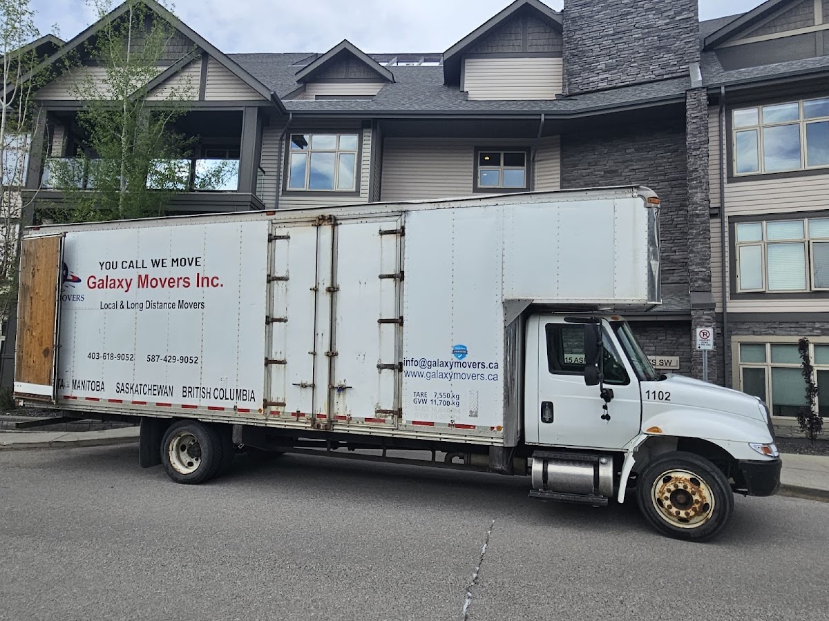 Galaxy Movers Inc - Best Packers & Movers in Red Deer, Local Movers, Commercial Movers, House Movers work sample 1