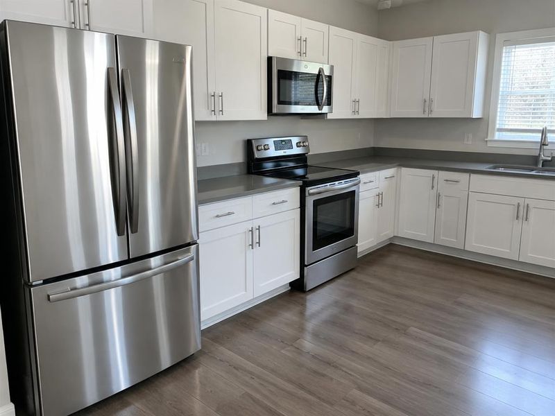 MississaugaHouseCleaning Inc