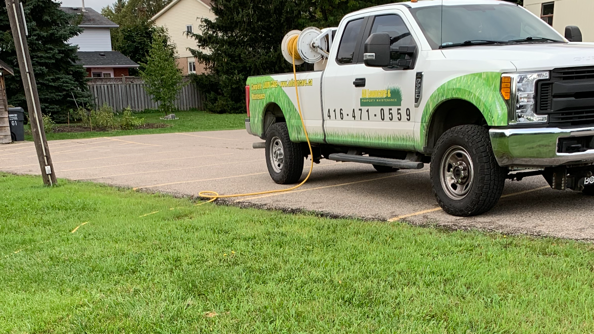 AD Lawncare & Snow Plowing / Fertilizer & Weed Control